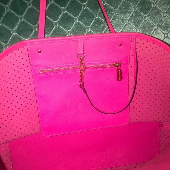 Michael Kors Purse - Picture 3 of 6